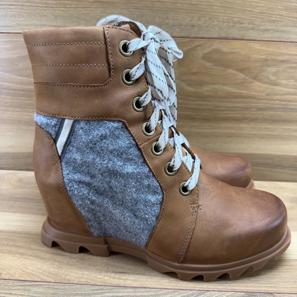 Sorel Joan Of Arctic Wedge III Lexie Boots 9 Tan Waterproof Leather Cottagecore